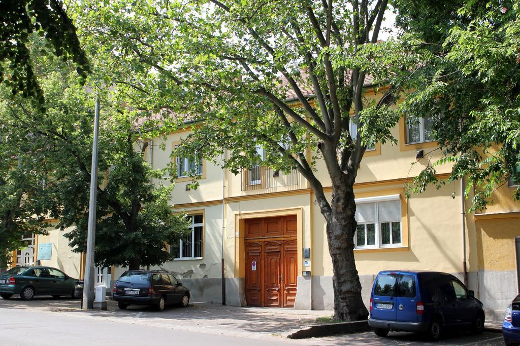 Veva Apartman - Eger Maganszallashely Luaran gambar