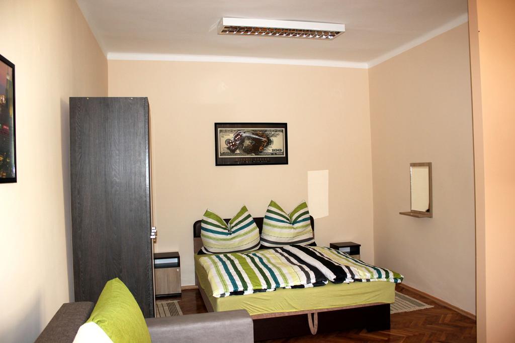 Veva Apartman - Eger Maganszallashely Luaran gambar